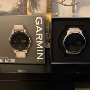 Garmin Venu 2S Smartwatch with Cream Band